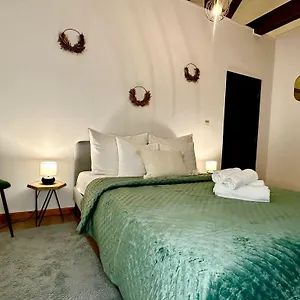 Appartement Luxury By Rikas, Antwerpen